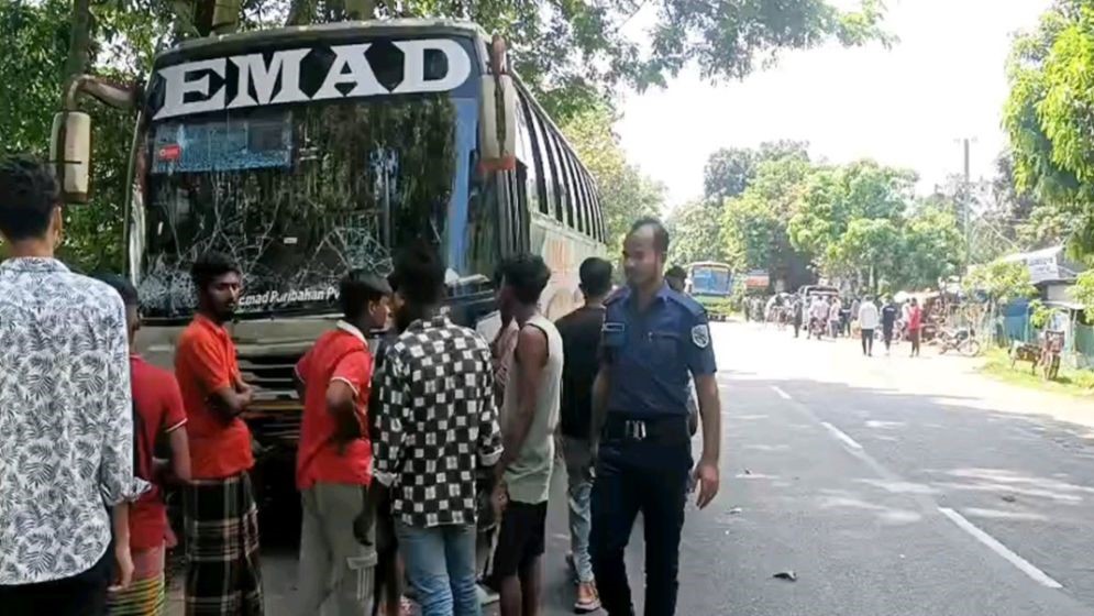 বাস-ইজিবাইক সংঘর্ষে গোপালগঞ্জে নারীসহ নিহত ৪